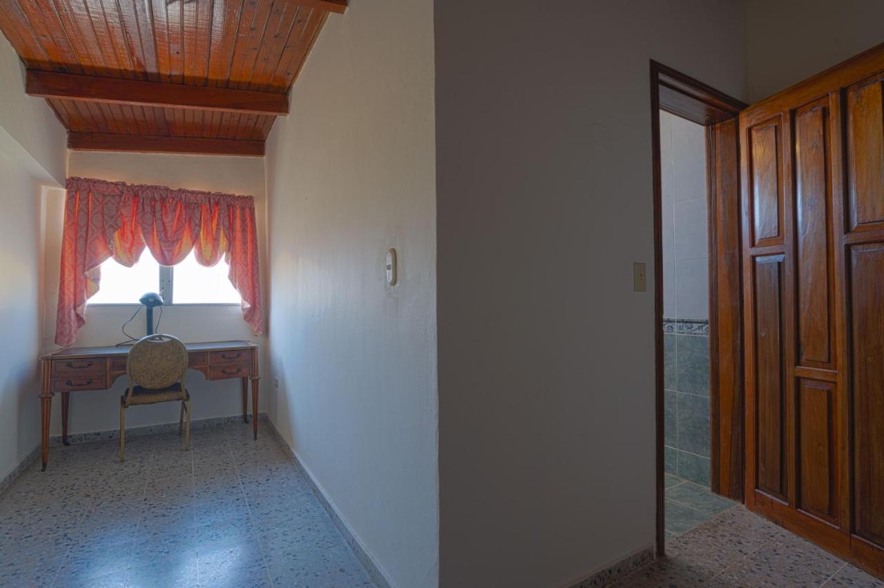 Villas Del Mar ลาเซย์บา ภายนอก รูปภาพ